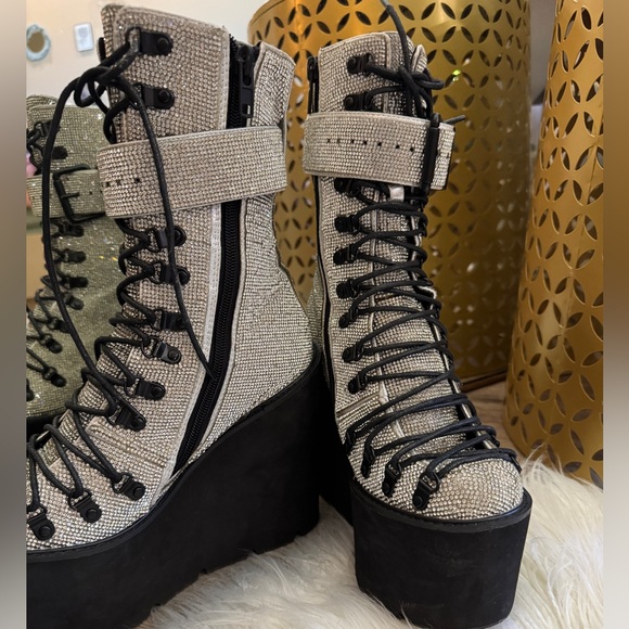 Club Exx - Crystal Traitor Boots - Dollskill - Picture 5 of 5